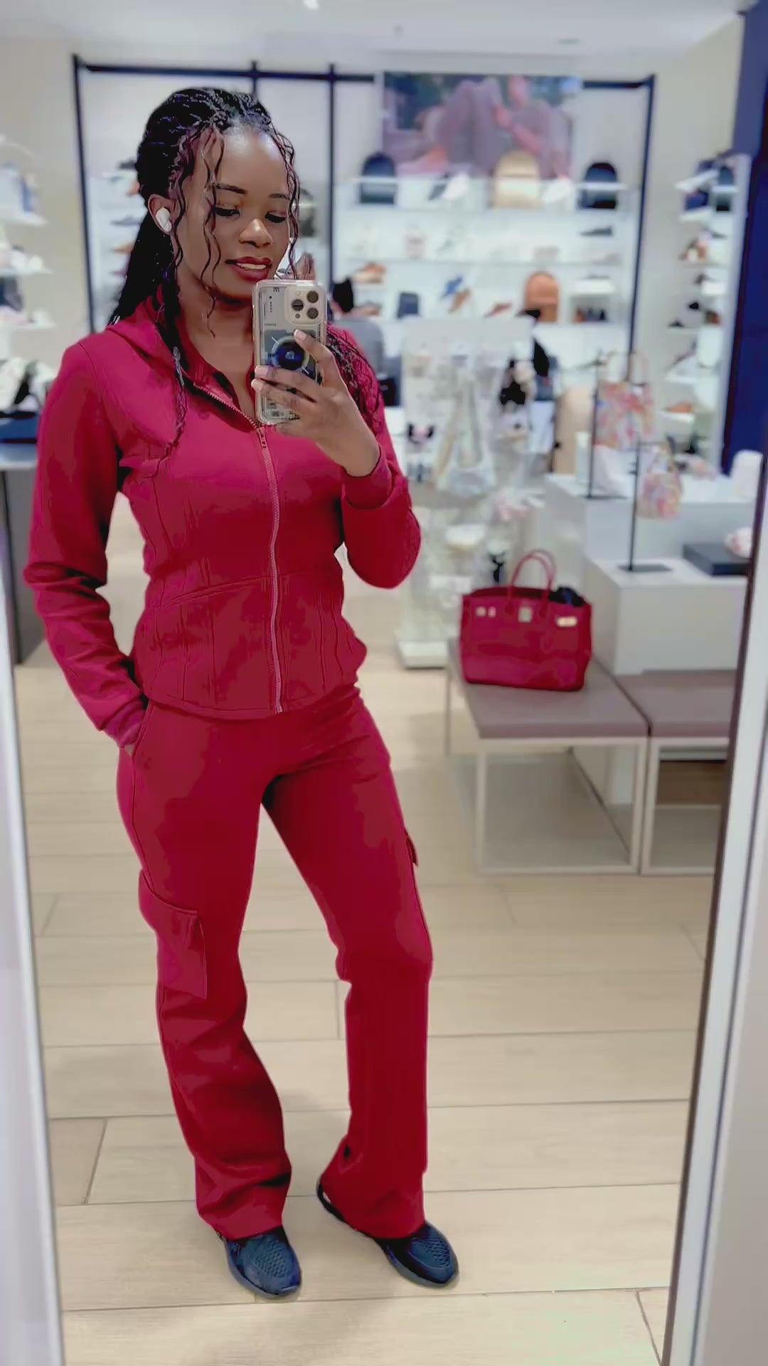 LOUNGE TRAVEL WEAR